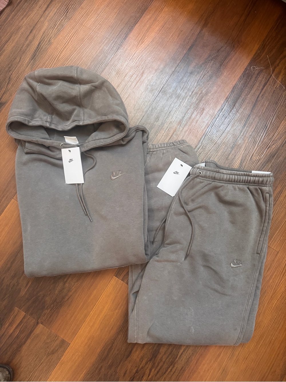 NWT Nike Men’s Washed Hoodie & Jogger Sweat Set Mushroom/Taupe/Grey/Brown Large